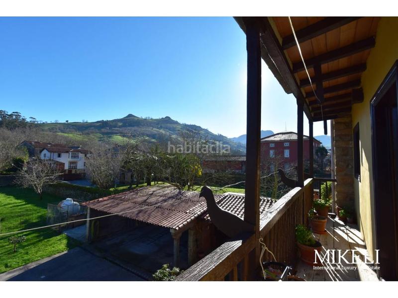 Foto c067c752-3cb3-4761-b085-df542ddb6300. Chalet  unifamiliar con jardín en venta en Liérganes