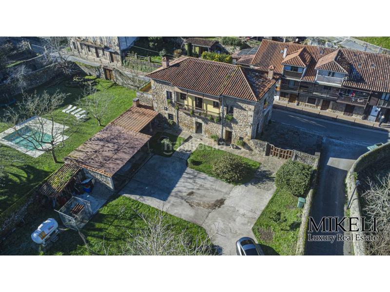 Foto cbc03f4f-3fd8-47d1-ae8e-40d538dfb3d7. Chalet  unifamiliar con jardín en venta en Liérganes