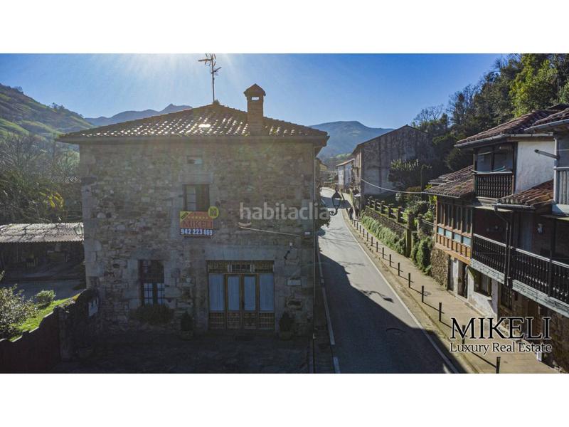 Foto ea9311c8-1ee4-46b0-8abb-7dfff97f5650. Chalet  unifamiliar con jardín en venta en Liérganes
