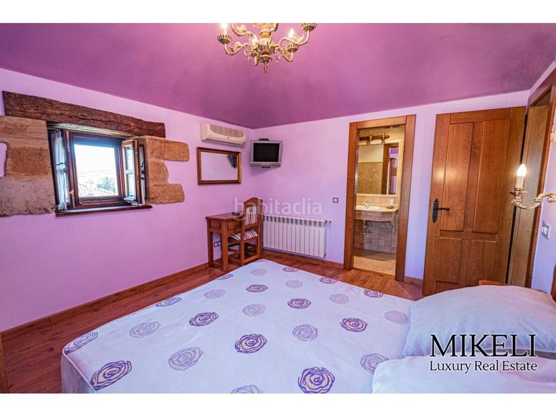 Foto 13163d1d-4157-4c68-9d4a-045b9453064d. Casa torre del siglo xvi restaurada con siete suites en Santiurde de Toranzo