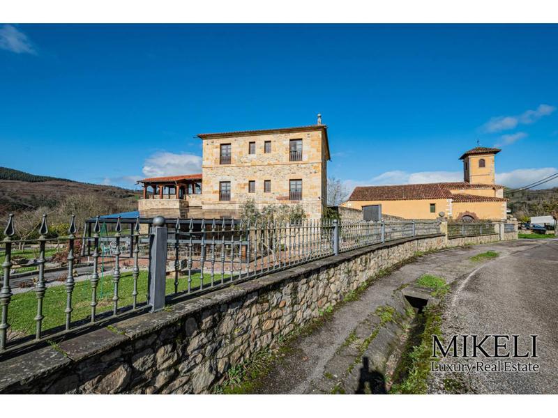 Foto 35984079-404b-4b5c-9a13-8849b3996802. Casa torre del siglo xvi restaurada con siete suites en Santiurde de Toranzo