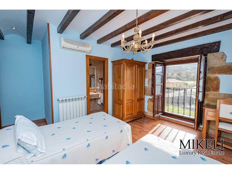 Foto a11b8b3e-e94d-4ccd-a1db-453a9f342b6c. Casa torre del siglo xvi restaurada con siete suites en Santiurde de Toranzo