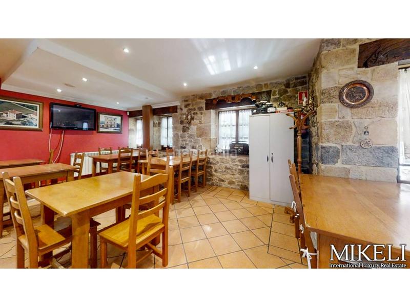 Foto b1d75101-f676-49be-8df4-99a3ffee776d. Casa torre del siglo xvi restaurada con siete suites en Santiurde de Toranzo