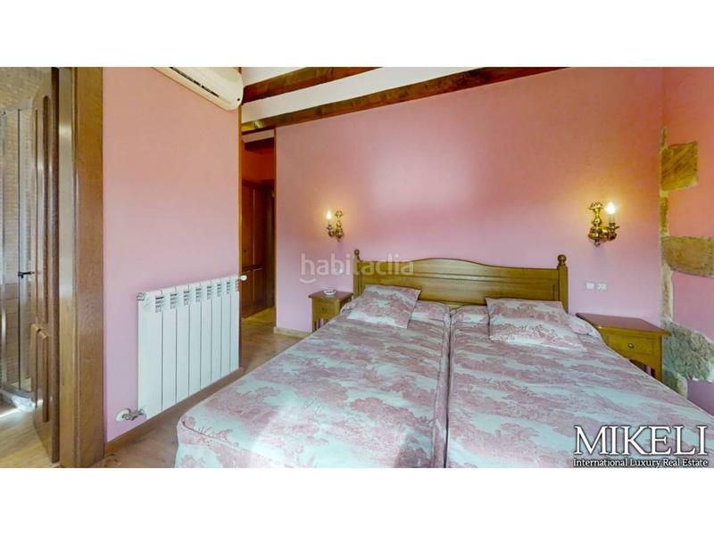 Foto e93bdceb-3228-4ea0-8aff-db038e538a9c. Casa torre del siglo xvi restaurada con siete suites en Santiurde de Toranzo