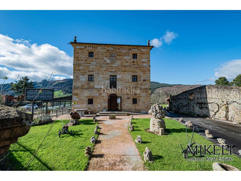 Foto f9f2570e-710d-4b69-8b55-2237a8243067. Casa torre del siglo xvi restaurada con siete suites en Santiurde de Toranzo