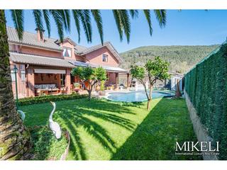 Chalet  Pomar. Chalet unifamiliar en venta en guriezo  castro urdiales   califi