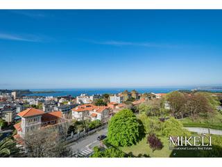 Pis a Pérez galdós 18. Piso de lujo en venta con vistas despejadas en el sardinero