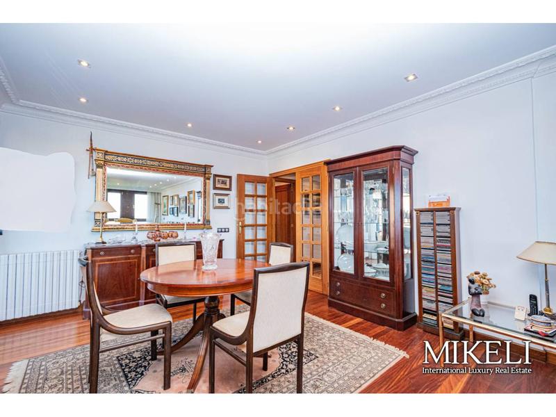 Foto 7cbb81f8-65d4-449d-a830-a7772e3d039f. Piso  de lujo en venta con vistas despejadas en El Sardinero en Santander