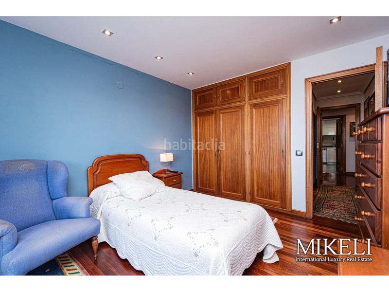 Foto 9a9da612-d6b5-449d-855d-07bec4597b4e. Piso  de lujo en venta con vistas despejadas en El Sardinero en Santander