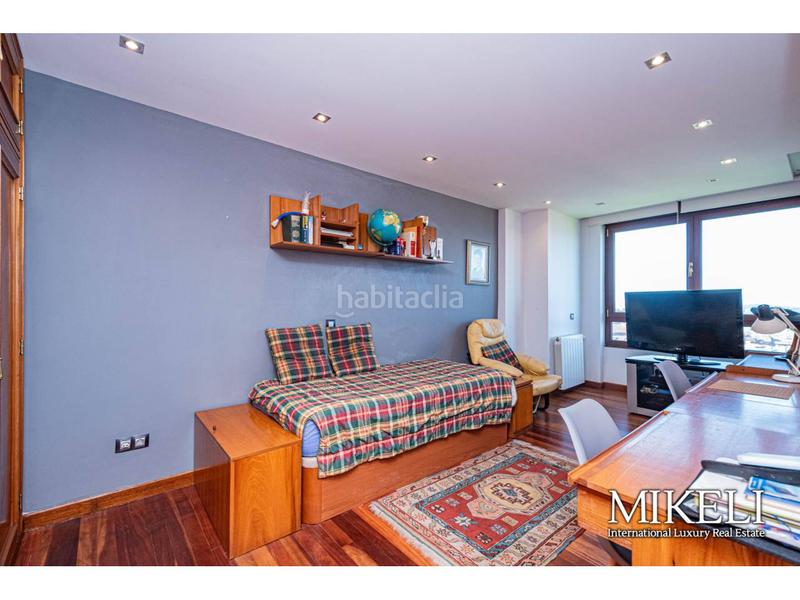 Foto b4f0ff57-4611-4a9c-b60e-10df2edc7e12. Piso  de lujo en venta con vistas despejadas en El Sardinero en Santander