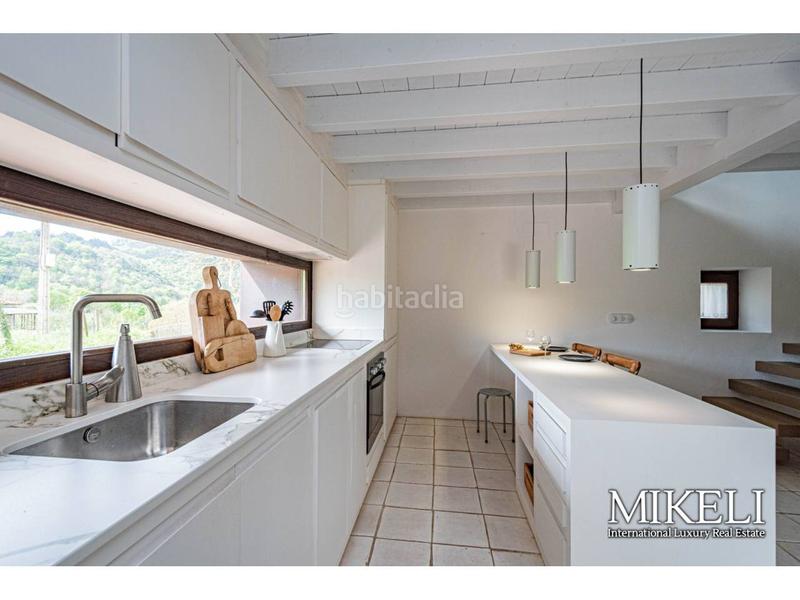 Foto 1978de33-93a1-4d81-b965-33bfd21eddb6. Casa  en venta en peruyes en Cangas de Onís