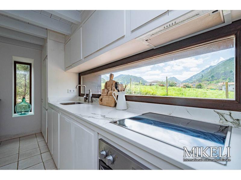 Foto 1b5346c5-93e3-4feb-956c-db167023b6c1. Casa  en venta en peruyes en Cangas de Onís