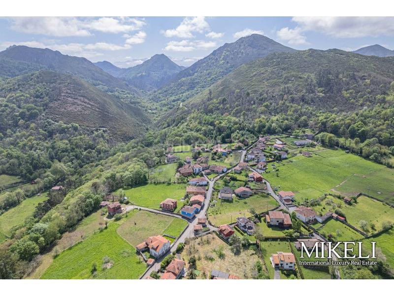 Foto 4a93dabd-ebf0-45bd-995c-576a96371d36. Casa  en venta en peruyes en Cangas de Onís