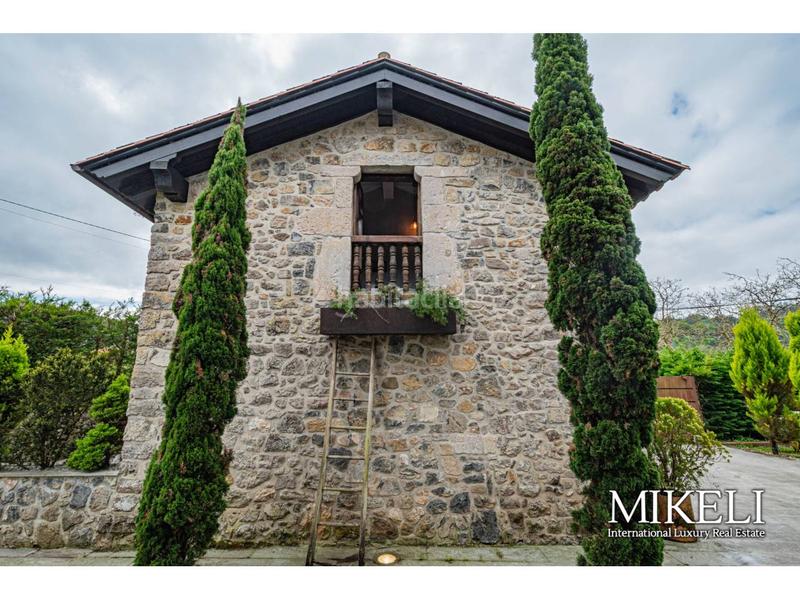 Foto 68f7b7f0-465d-4262-9637-b3573922170f. Casa  en venta en peruyes en Cangas de Onís