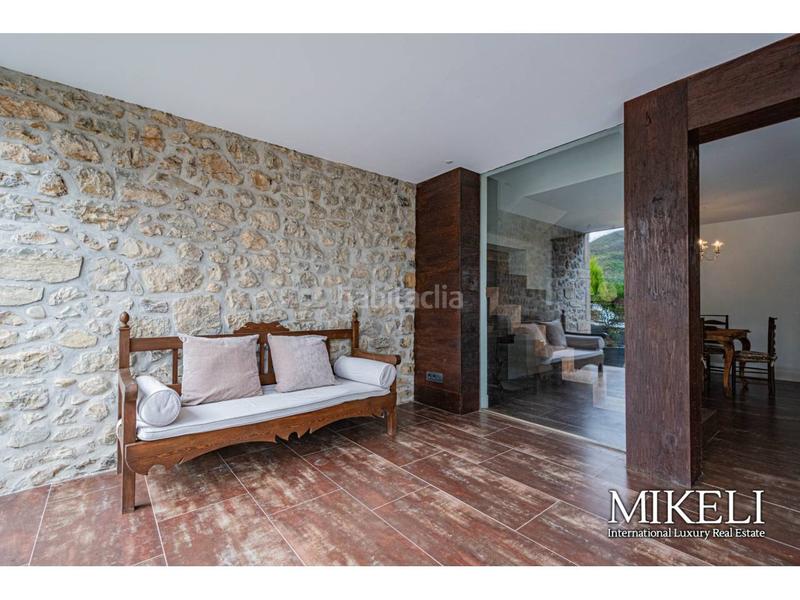 Foto 6c33cc61-1eaa-44f7-955b-8ab5addb3954. Casa  en venta en peruyes en Cangas de Onís