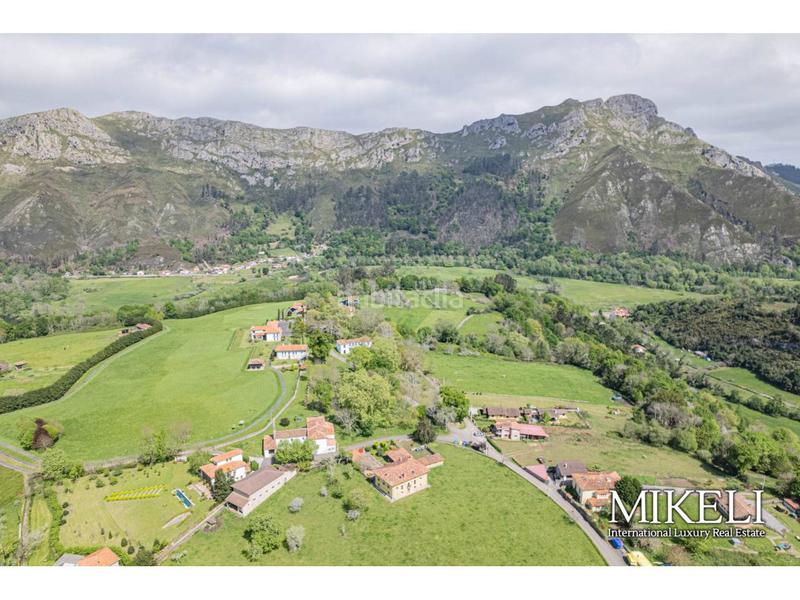 Foto 85a7161b-908f-40c0-bc77-2b264db2d999. Casa  en venta en peruyes en Cangas de Onís