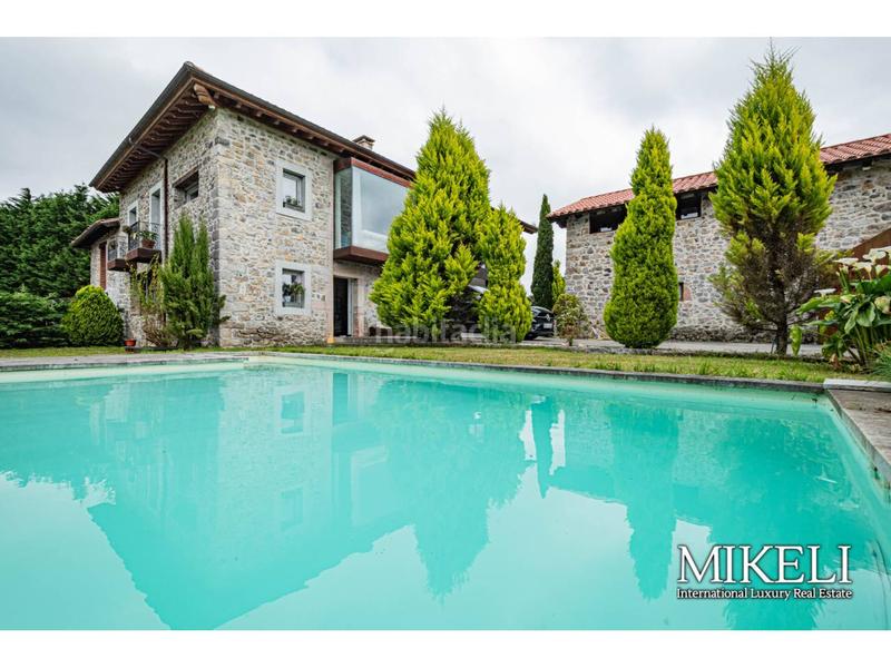 Foto 8e3a5298-cf49-4870-a79e-b0aed4f1bde4. Casa  en venta en peruyes en Cangas de Onís