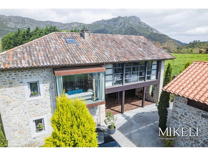Foto 9df83b0a-ecd1-441a-a2da-1477b55a12f9. Casa  en venta en peruyes en Cangas de Onís