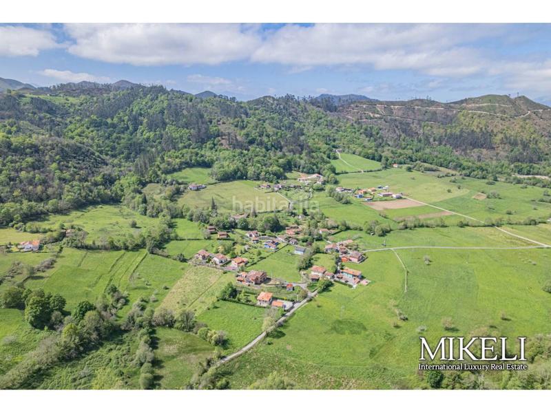 Foto a468daa3-5e90-413d-a8a6-6e73baf5b988. Casa  en venta en peruyes en Cangas de Onís