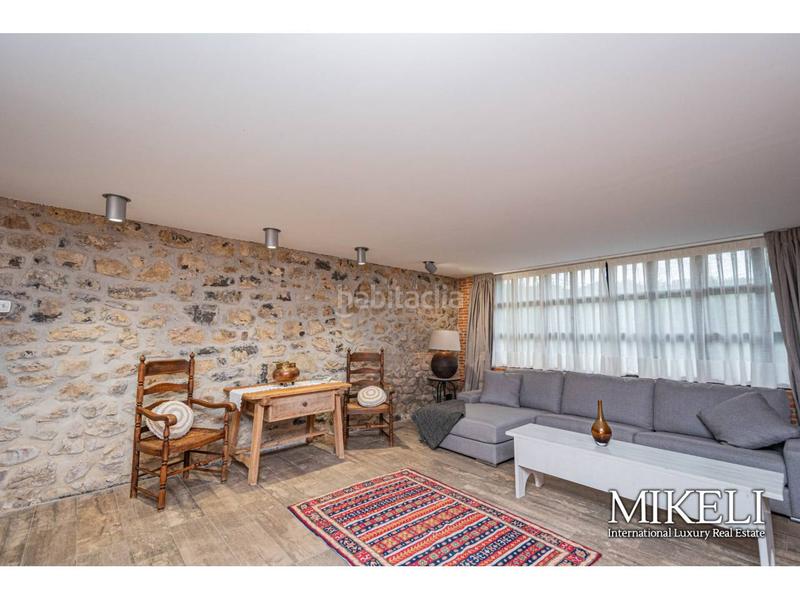 Foto afe0bd14-44bf-4e6d-bf65-6c60dd917b30. Casa  en venta en peruyes en Cangas de Onís