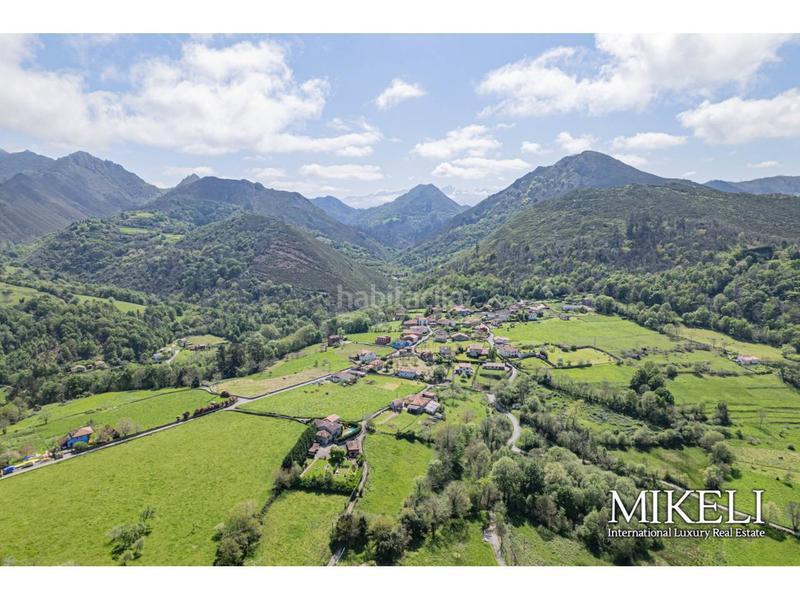 Foto b70b5c0b-8a4c-4dbf-9c37-00fdf72cb43c. Casa  en venta en peruyes en Cangas de Onís