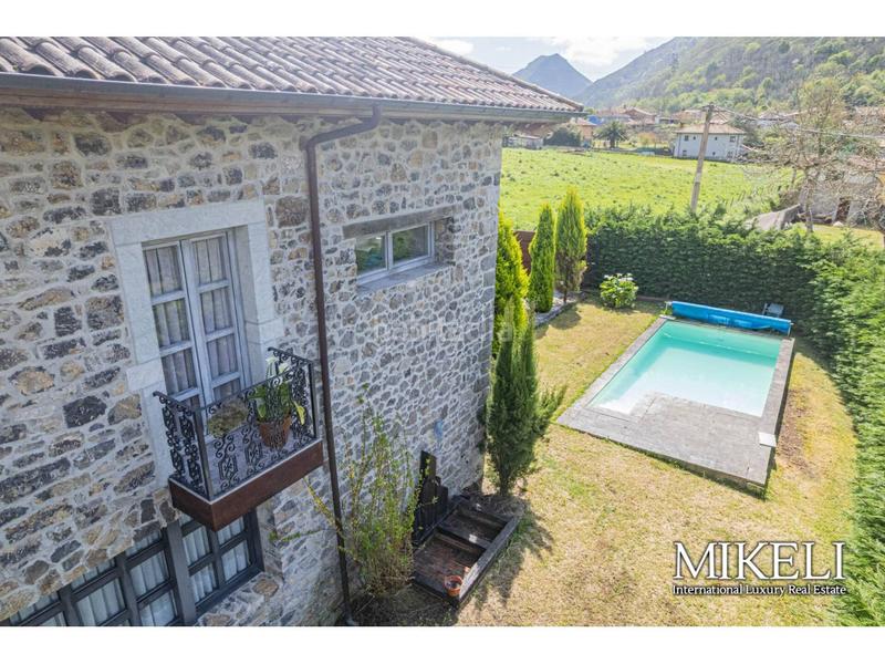 Foto d8b6f1d6-7acf-48cd-89b2-abb9e02e633f. Casa  en venta en peruyes en Cangas de Onís