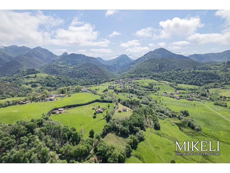 Foto e56267be-5198-4646-a841-ffbaee515b0c. Casa  en venta en peruyes en Cangas de Onís