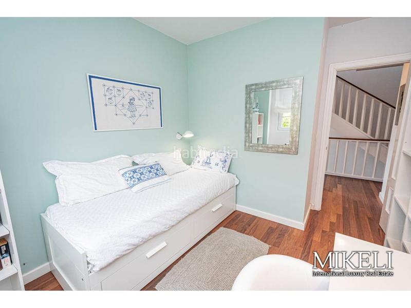Foto 1f85d881-ff4f-4e7e-ad00-7961b641fbeb. Chalet  unifamiliar en la playa de la arnia , vende mikeli en Piélagos
