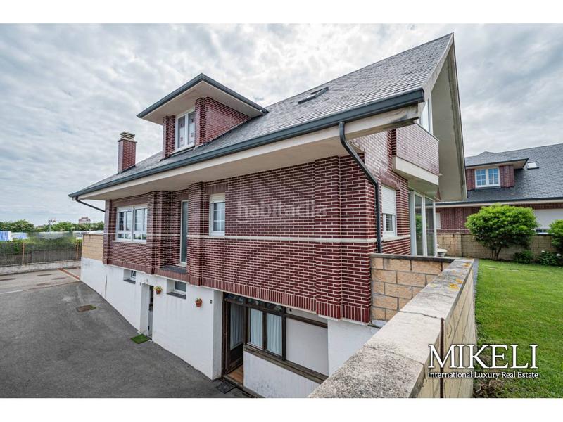 Foto 98bbad0b-8c8c-4b6d-93da-a55cfe21007b. Chalet  unifamiliar en la playa de la arnia , vende mikeli en Piélagos