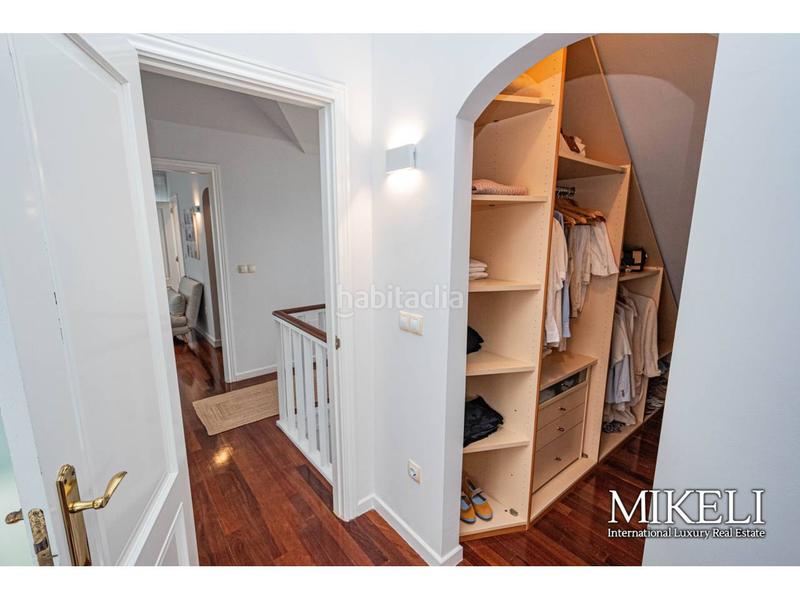 Foto ba48f3f7-4c8f-45e8-a6d6-6c385d65477e. Chalet  unifamiliar en la playa de la arnia , vende mikeli en Piélagos