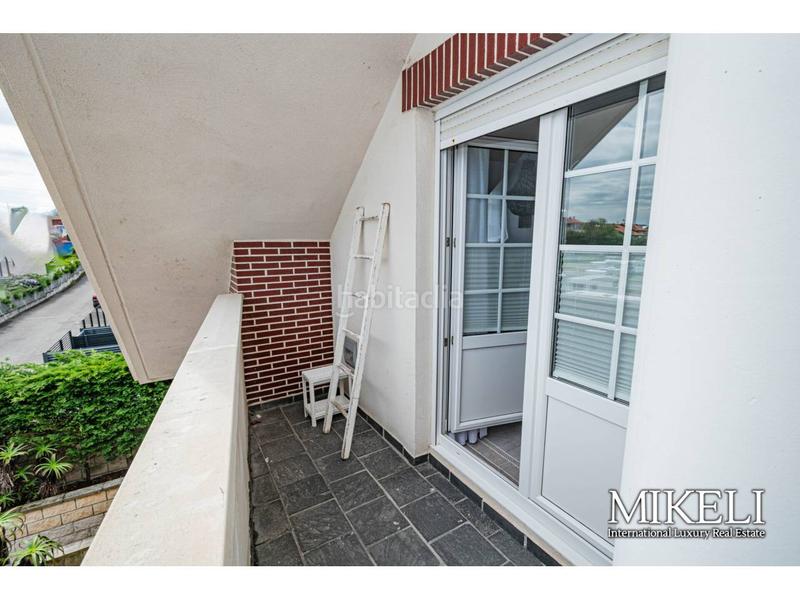 Foto e6741952-5154-464d-b33f-fa82af9835dd. Chalet  unifamiliar en la playa de la arnia , vende mikeli en Piélagos