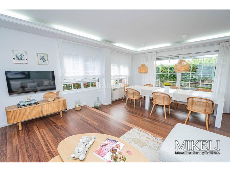 Foto fae0461a-5ad8-4c59-9140-73ba041a7448. Chalet  unifamiliar en la playa de la arnia , vende mikeli en Piélagos