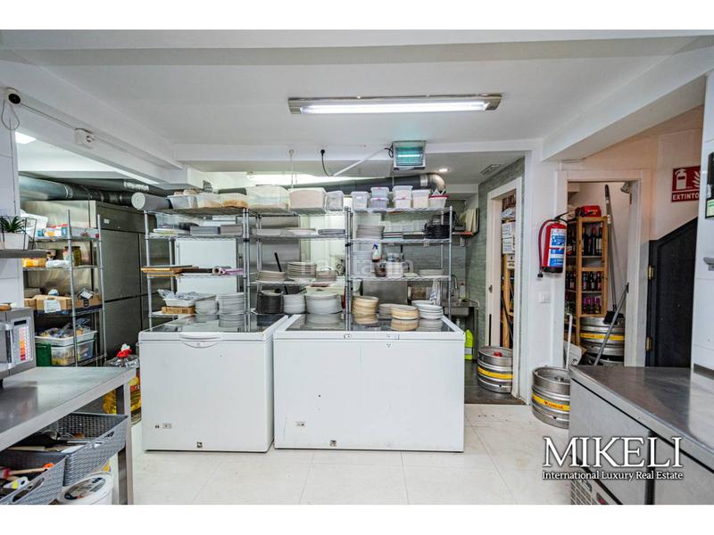 Foto a18adb42-a7b4-45f3-9807-674e5c669170. Pas-de-porte local commercial dans Centro - Ayuntamiento Santander