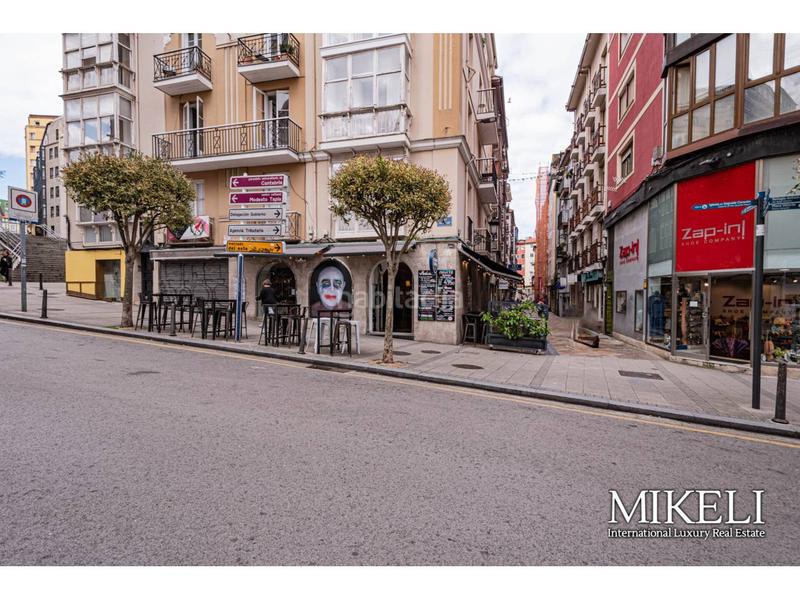 Foto 670ba38f-74f8-4bc0-aa61-8350d61f74a9. Transfer business premise in Centro - Ayuntamiento Santander