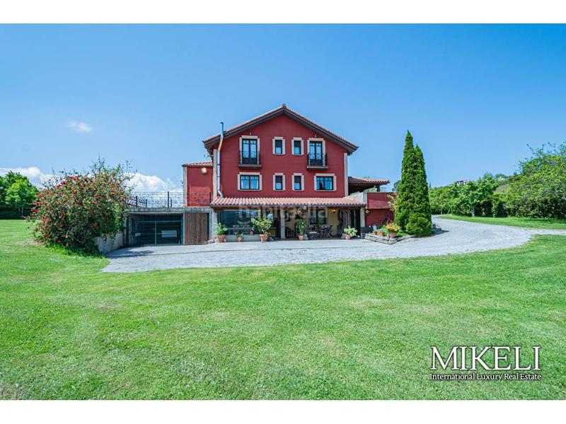 Foto 1c1e50d3-1f38-4433-9585-ae7b933bd244. Chalet  unifamiliar en venta en Liendo