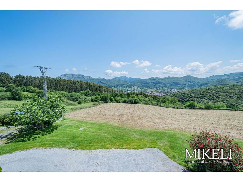 Foto 4ac4b00c-5536-46ab-8771-88592768a0a1. Chalet  unifamiliar en venta en Liendo