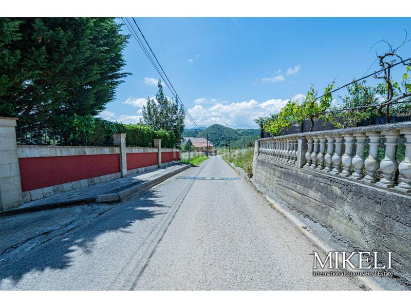 Foto 68997194-e102-4145-920d-f2e03176d03c. Chalet  unifamiliar en venta en Liendo