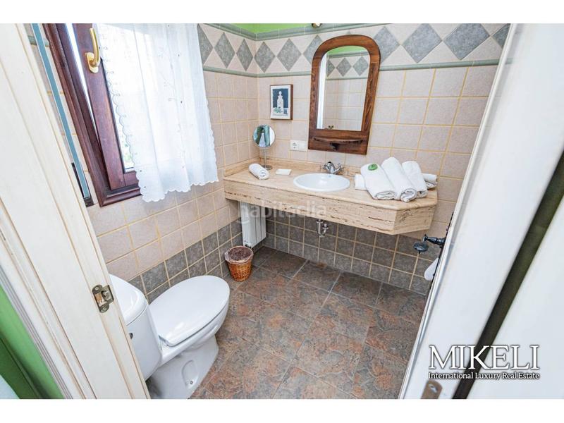 Foto 7467c1d2-167c-42fb-a94e-d3199eefe897. Chalet  unifamiliar en venta en Liendo