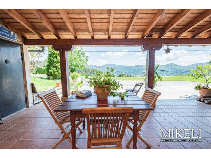Foto 8af44225-8ca9-4859-bfe2-cf70be1294fc. Chalet  unifamiliar en venta en Liendo