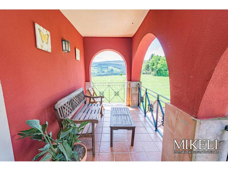 Foto 8b8e4082-4b73-451f-a60b-d8e86143ef9d. Chalet  unifamiliar en venta en Liendo