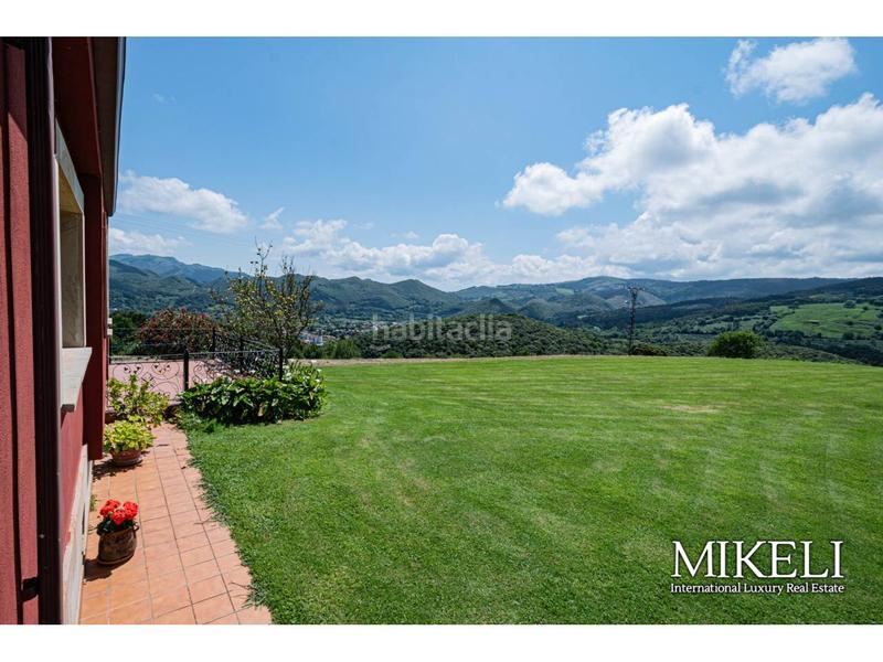 Foto b006bab6-4a50-4ebb-a724-32426f208deb. Chalet  unifamiliar en venta en Liendo
