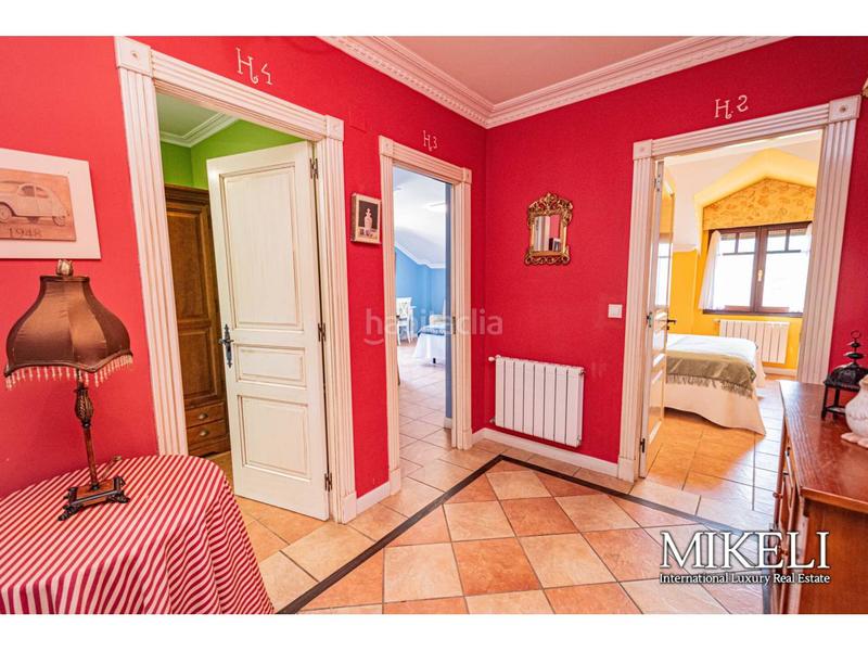 Foto e8d2e6ca-2ba4-42d5-b3de-dbd1d7039feb. Chalet  unifamiliar en venta en Liendo