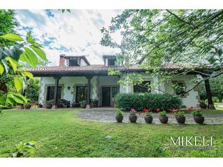 Chalet  Hornos. Vivienda única en santillana del mar