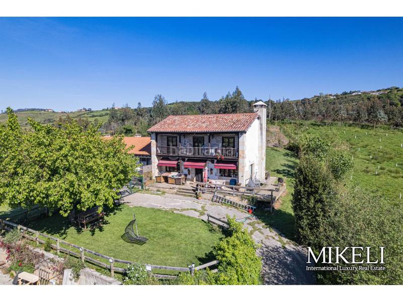 Foto c2f3cafb-d183-4f60-bd17-829a89700c17. Casa propiedad singular en venta , dentro del parque natural de oyambre, en San Vicente de la Barquera