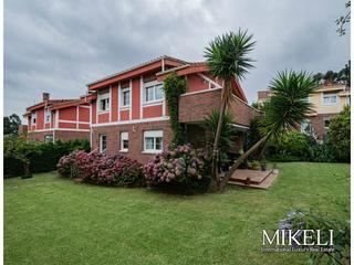 Xalet a Parayas 124. Chalet unifamiliar en venta en maliaño camargo