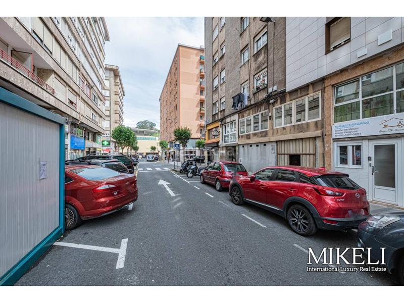 Foto af7d1675-4b2d-4b95-bb87-4b4ae88ef250. Alquiler local comercial amplio local comercial con muchas posibilidades en alquiler en castilla hermida en Santander