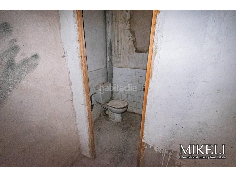 Foto baf8469c-6140-4f99-9cf5-61e405ba0baf. Alquiler local comercial amplio local comercial con muchas posibilidades en alquiler en castilla hermida en Santander