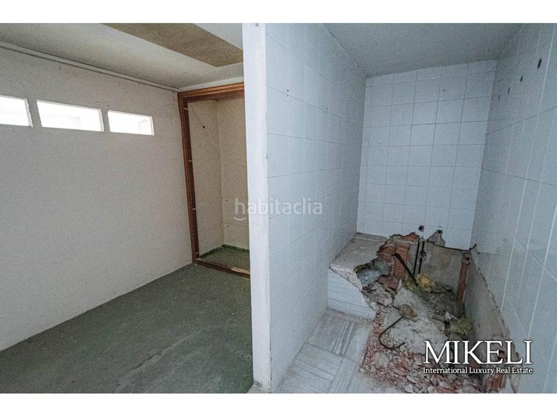 Foto c7def716-f9fd-4da3-af83-dfcc587a70ab. Alquiler local comercial amplio local comercial con muchas posibilidades en alquiler en castilla hermida en Santander