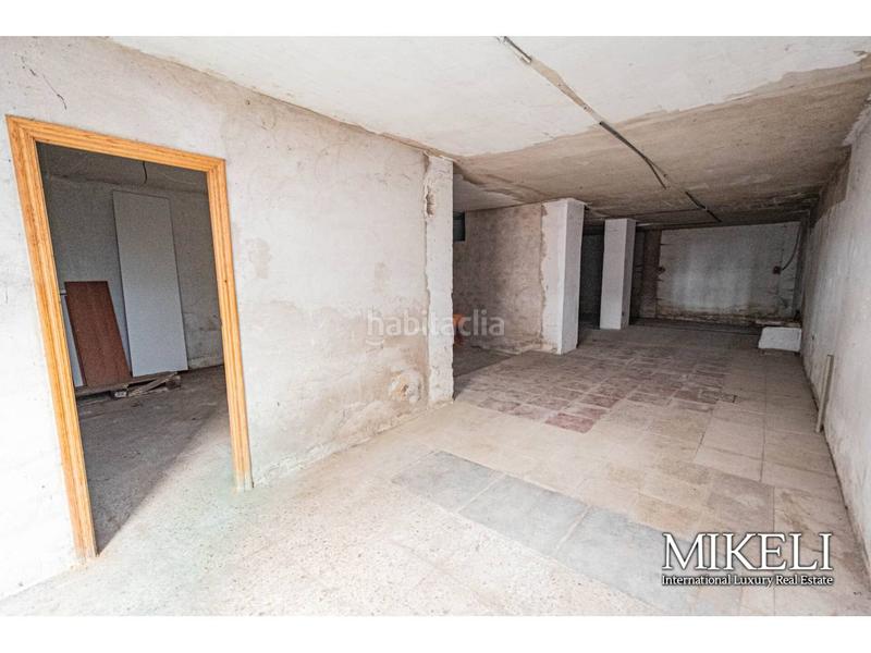 Foto cc221aee-2df5-470a-9a5f-500994adc61e. Alquiler local comercial amplio local comercial con muchas posibilidades en alquiler en castilla hermida en Santander