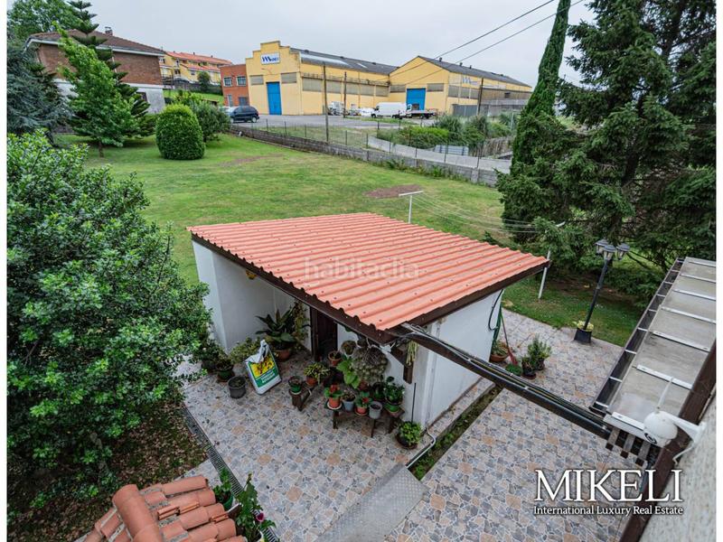Foto f20443f7-3036-4d1e-b026-52b4e85bc188. Casa amb calefacció a Astillero (El)